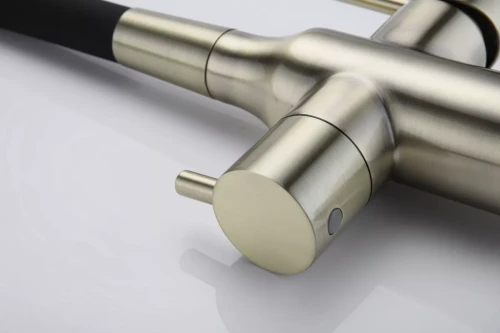 Смеситель Paulmark Salix с гибким изливом Бронза BR