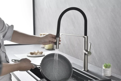 Смеситель Paulmark Barrel с гибким изливом Брашированная сталь