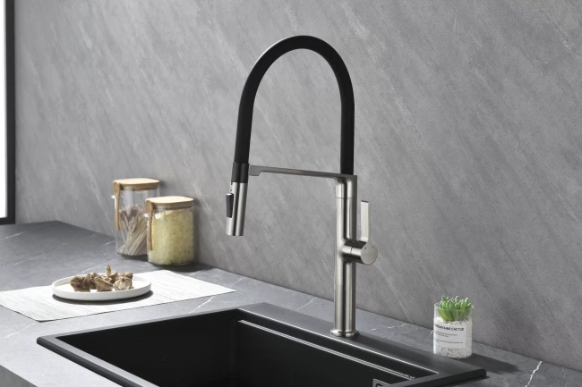 Смеситель Paulmark Barrel с гибким изливом