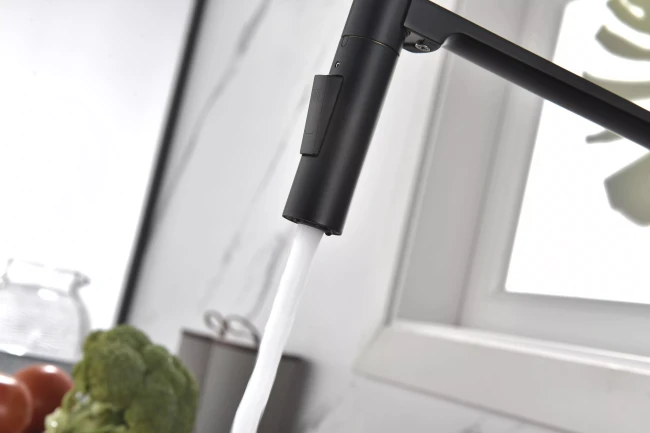 Смеситель Paulmark Barrel с гибким изливом