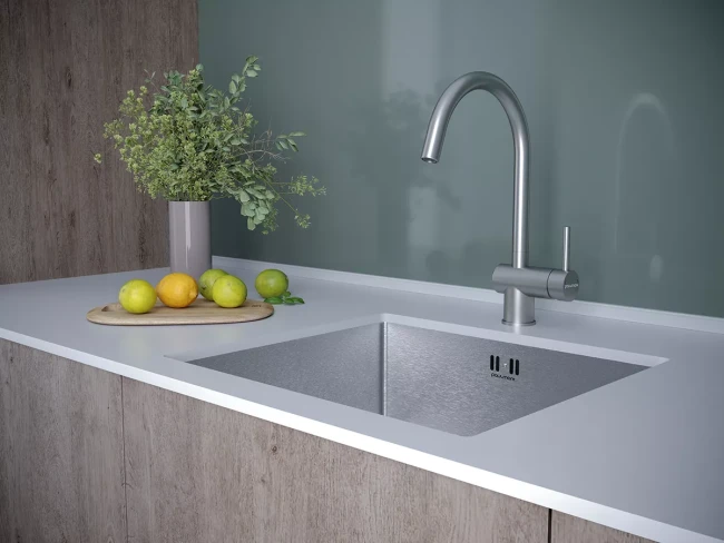 Смеситель Paulmark Bend с высоким изливом