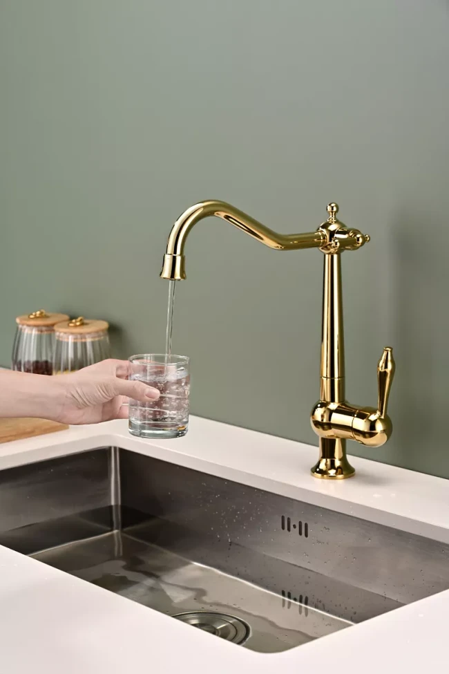 Смеситель в стиле ретро Paulmark Retro