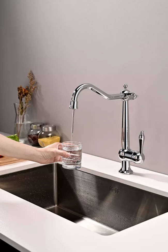 Смеситель в стиле ретро Paulmark Retro