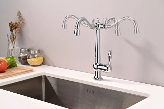 Смеситель в стиле ретро Paulmark Retro