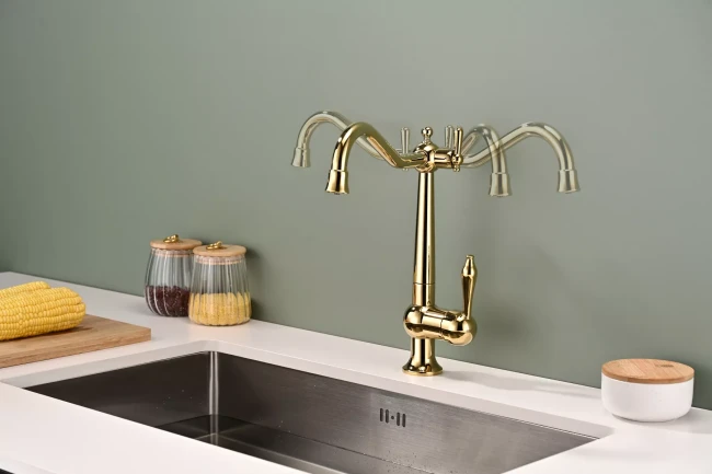 Смеситель в стиле ретро Paulmark Retro