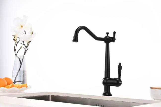 Смеситель в стиле ретро Paulmark Retro