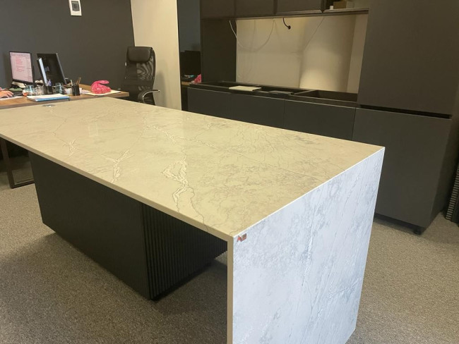 7040 Калакатта Бомениль