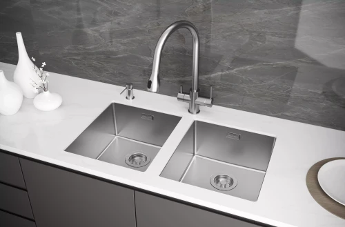 Кухонная мойка YUNI 39 UNI встраиваемая Брашированная сталь