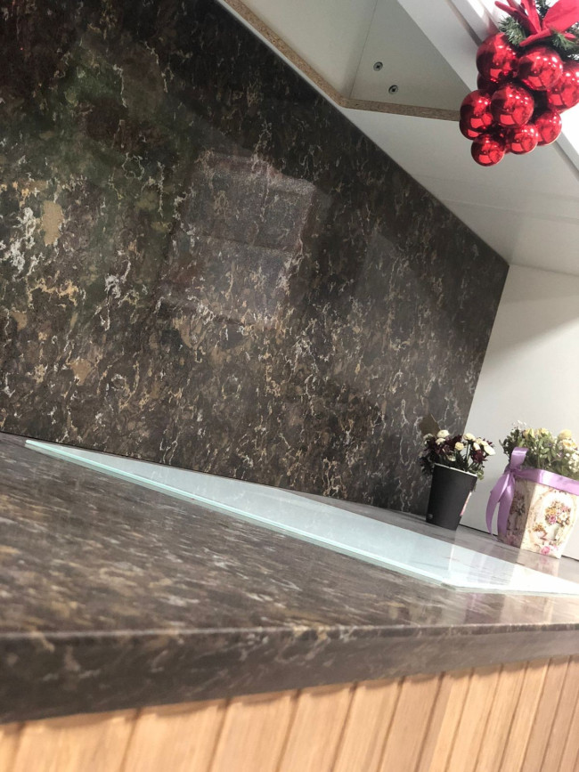 9005 Бурбонне