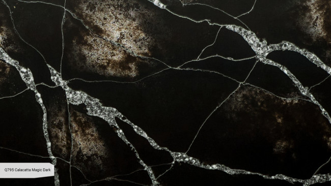 Q795 Calacatta Magic Dark