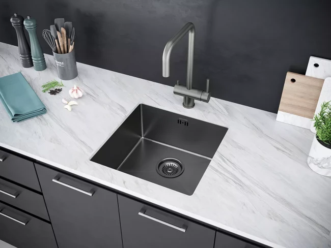 Кухонная мойка GERBERG 44 UNI квадратная