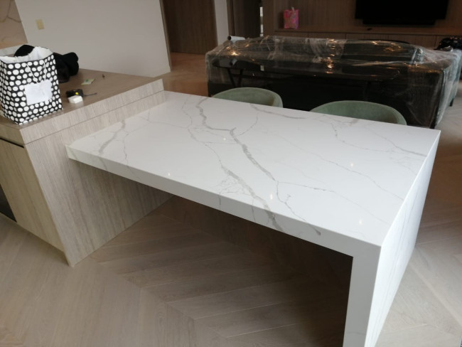 7400 А+B Калакатта Дофине