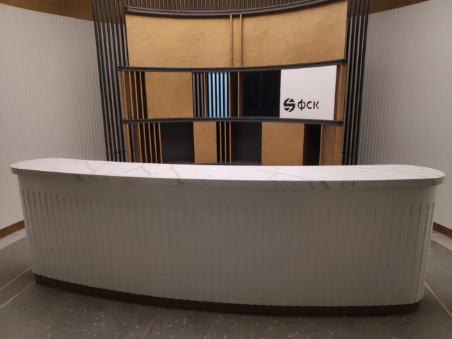 7400 А+B Калакатта Дофине