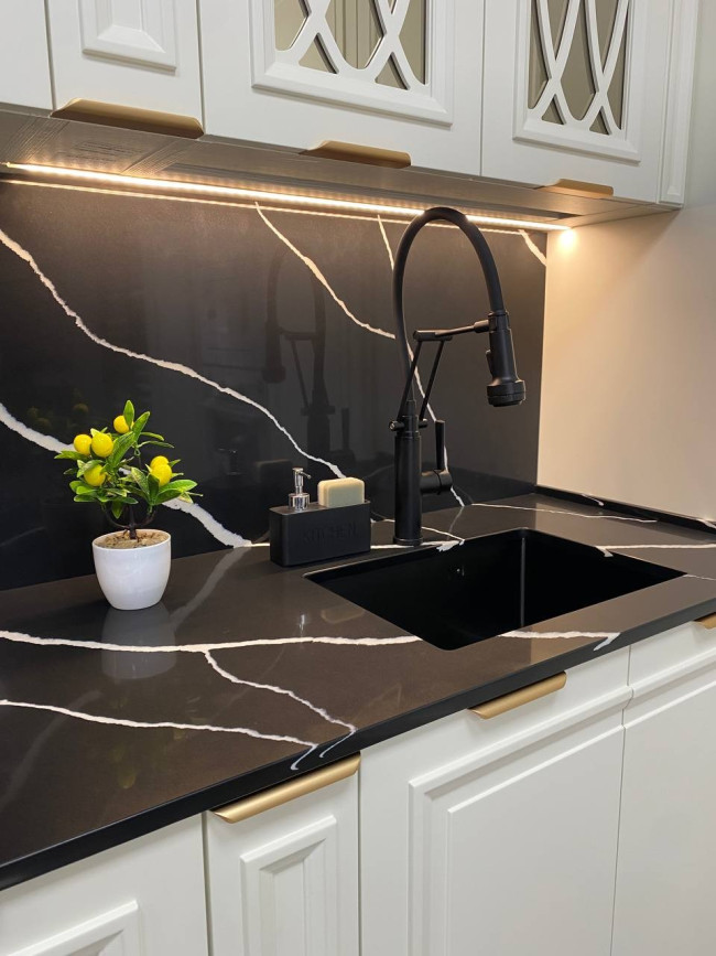 Q765 Nero Marquina