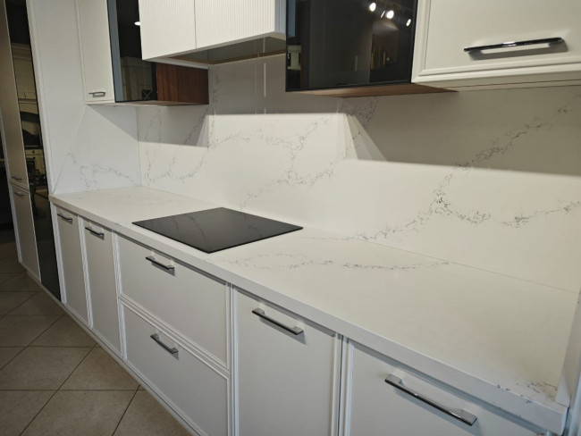 7020 Калакатта Амбуаз