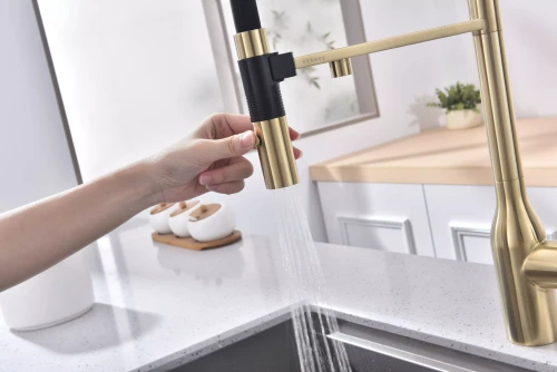 Смеситель Paulmark MAGNETO ONE с подключением к фильтру для воды с высоким изливом светлое золото