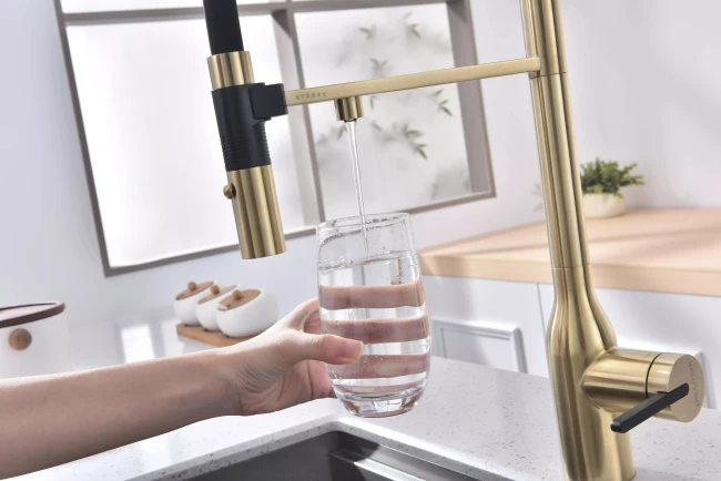 Смеситель Paulmark MAGNETO ONE с подключением к фильтру для воды с высоким изливом