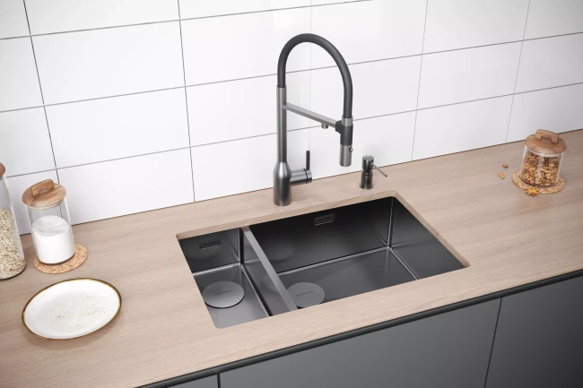 Смеситель Paulmark MAGNETO ONE с подключением к фильтру для воды с высоким изливом