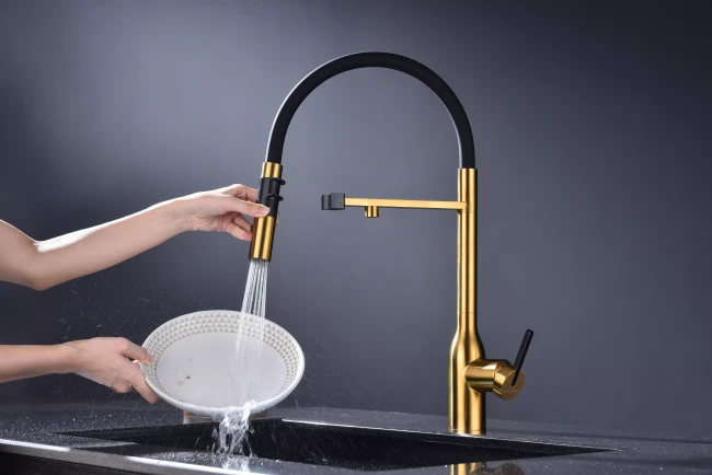 Смеситель Paulmark MAGNETO ONE с подключением к фильтру для воды с высоким изливом