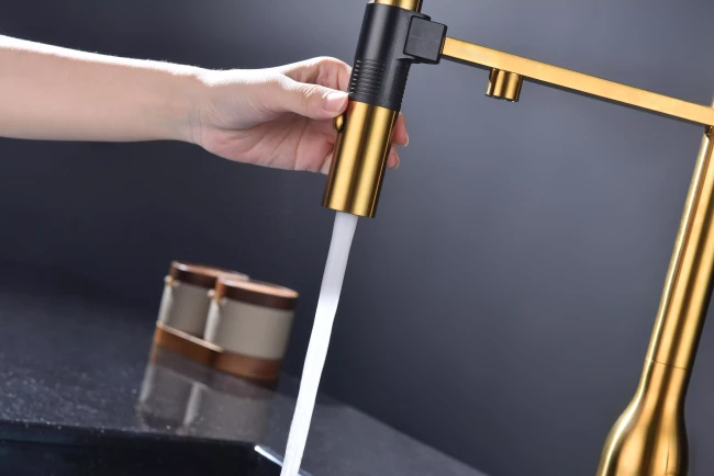 Смеситель Paulmark MAGNETO ONE с подключением к фильтру для воды с высоким изливом