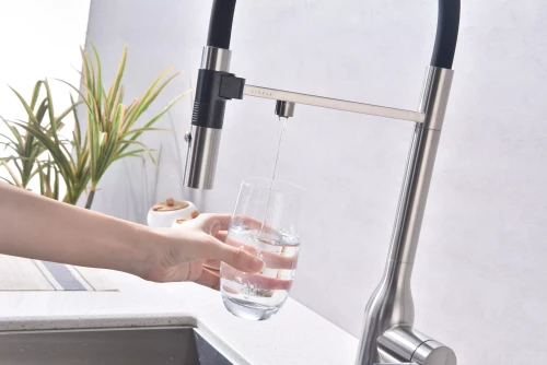 Смеситель Paulmark MAGNETO ONE с подключением к фильтру для воды с высоким изливом Брашированная сталь