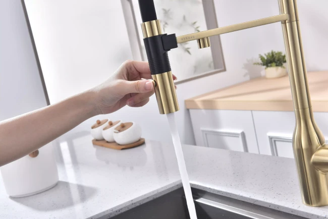 Смеситель Paulmark MAGNETO ONE с подключением к фильтру для воды с высоким изливом