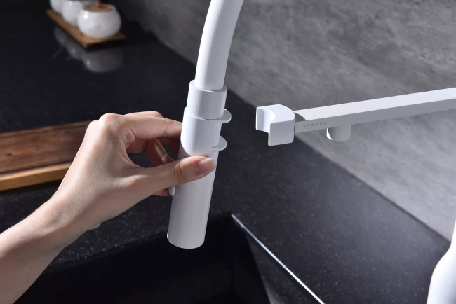 Смеситель Paulmark MAGNETO ONE с подключением к фильтру для воды с высоким изливом