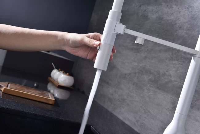 Смеситель Paulmark MAGNETO ONE с подключением к фильтру для воды с высоким изливом