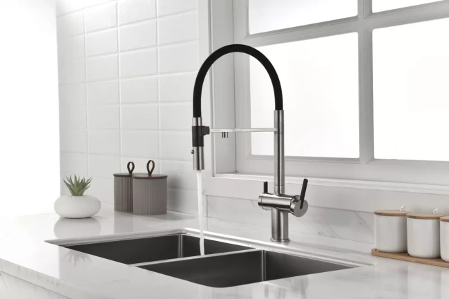 Смеситель с подключением к фильтру для воды Paulmark Gravity