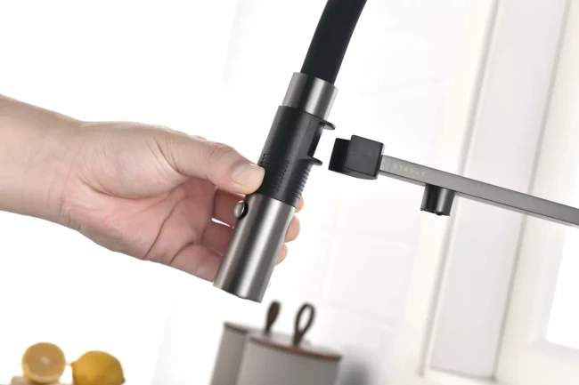 Смеситель с подключением к фильтру для воды Paulmark Gravity